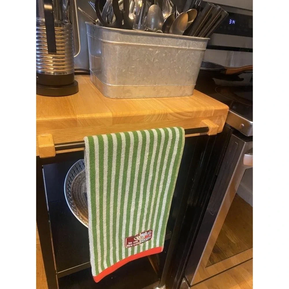 Anthropologie 'Tis The Season Green Hand Towel Holiday‎ Icon Striped 100% Cotton